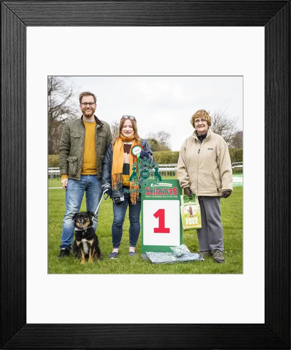 Framed Print : Scruffts Newbury 2019 Framed Print : Scruffts Newbury 2019