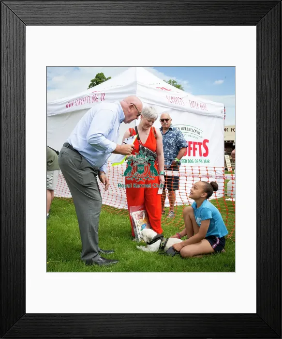 Framed Print : Scruffts Essex Hylands May 26, 2019 Framed Print : Scruffts Essex Hylands May 26, 2019