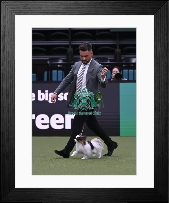 Framed Print : Glenn Robb from Oswestry, Shropshire with Sophia