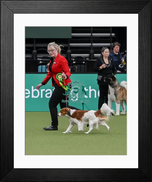 Framed Print : Molly Wallis from Byran, North Yorkshire with Eric