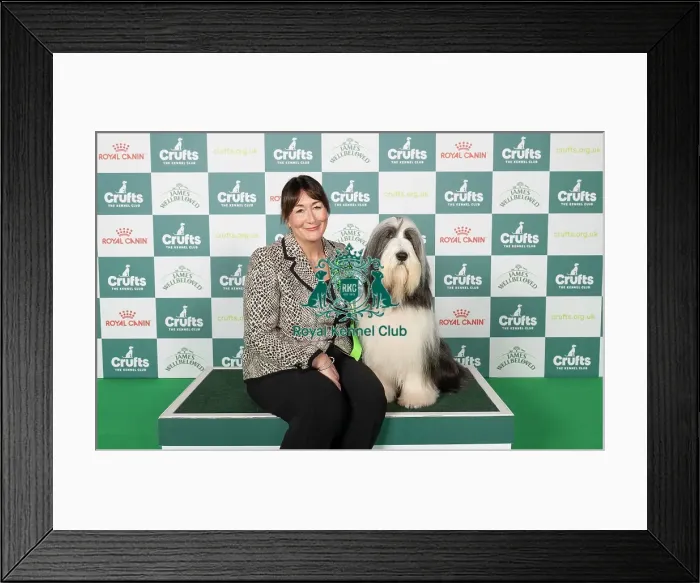 Framed Print : Nicola Whelan from Wickham with Perri