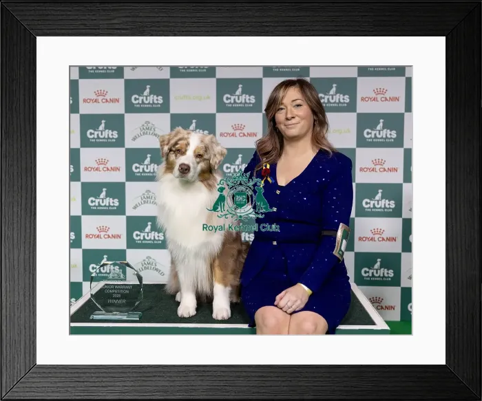 Framed Print : Sarah Bothwell from Ayrshire, with Brodie winner of the Junior Warrent Final (Thursday 06 / 03 / 25)