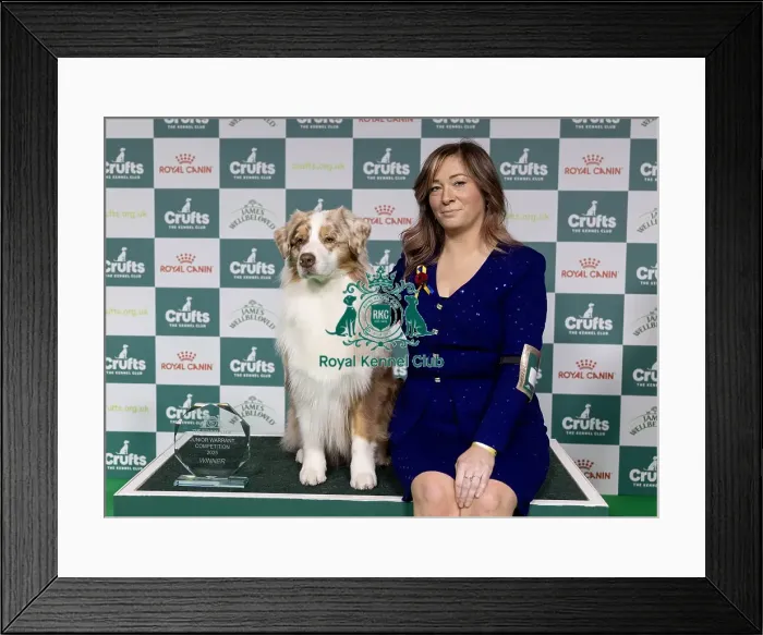 Framed Print : Sarah Bothwell from Ayrshire, with Brodie winner of the Junior Warrent Final (Thursday 06 / 03 / 25)