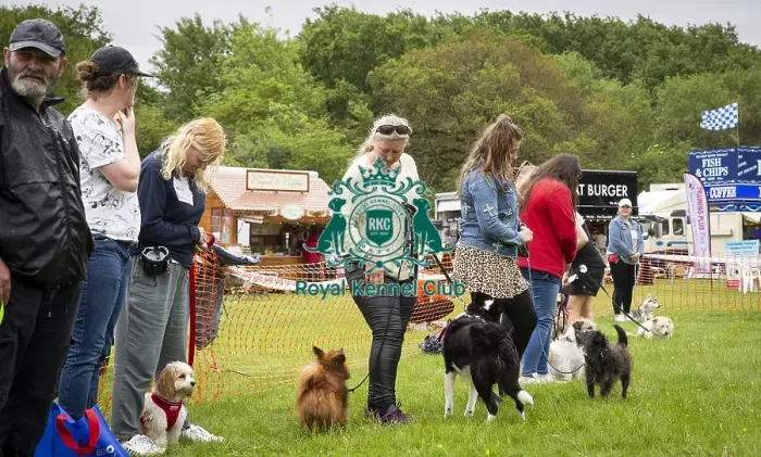 Framed Print : Scruffts Essex Hylands May 26, 2019 Framed Print : Scruffts Essex Hylands May 26, 2019